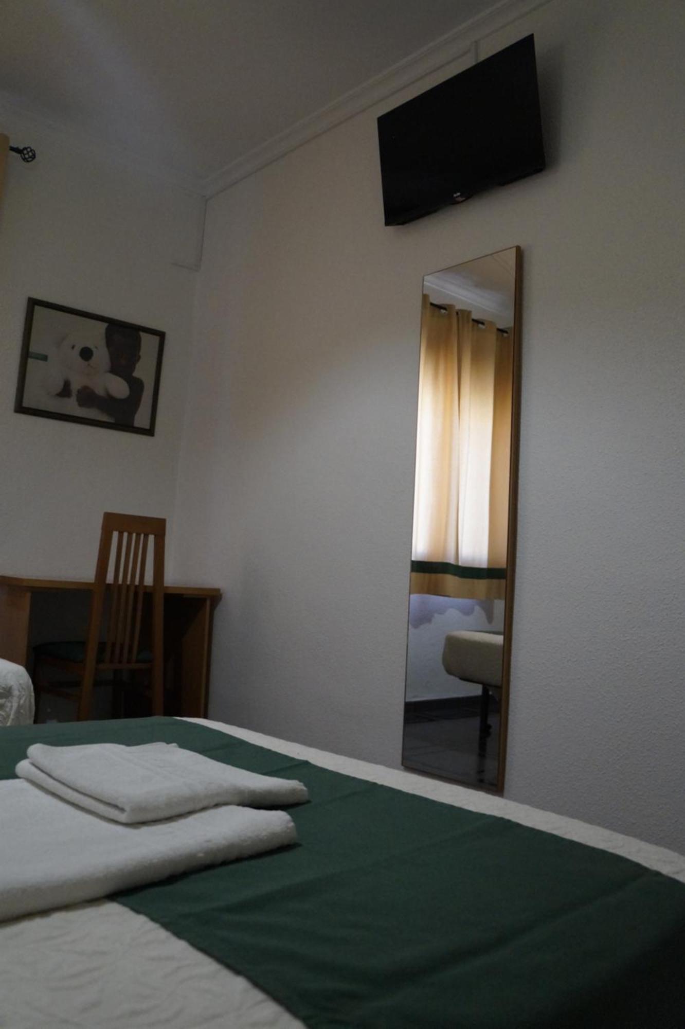 Apartamento Turistico Almagre อัลมาโกร ภายนอก รูปภาพ